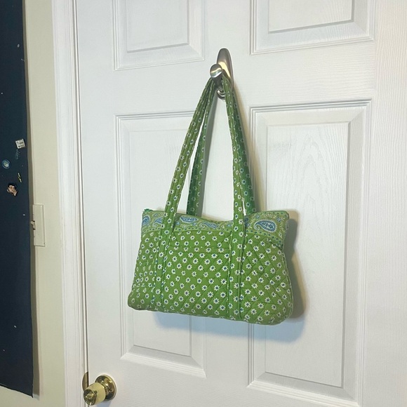Vera Bradley Handbags - ✧･ﾟvera bradley green floral quilted shoulder bag